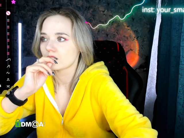 your-small-bunny live cam on BongaCams