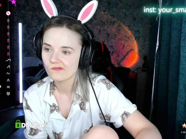 your-small-bunny live cam on BongaCams