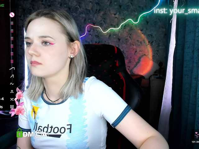 your-small-bunny live cam on BongaCams