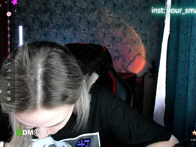 your-small-bunny live cam on BongaCams