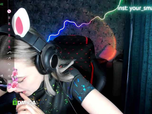 your-small-bunny live cam on BongaCams