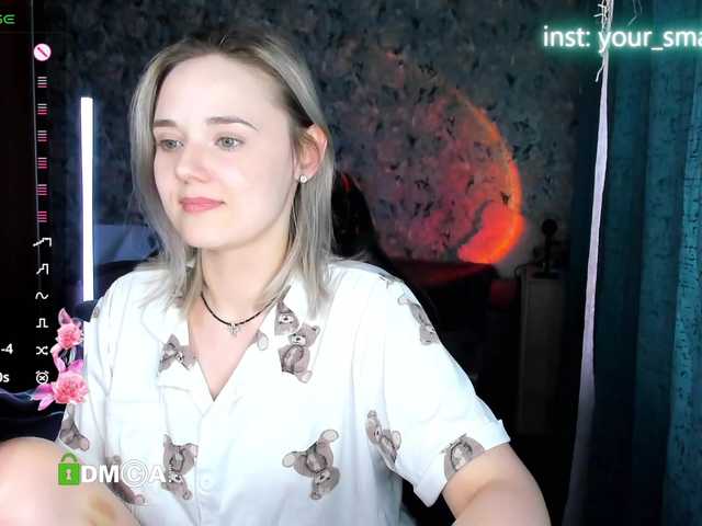 your-small-bunny live cam on BongaCams