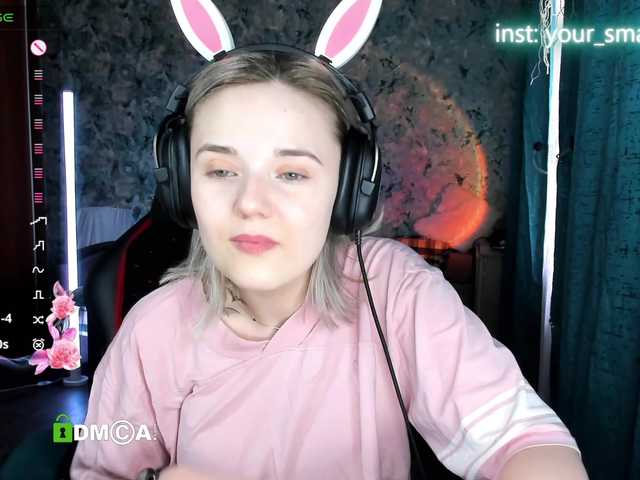 your-small-bunny live cam on BongaCams