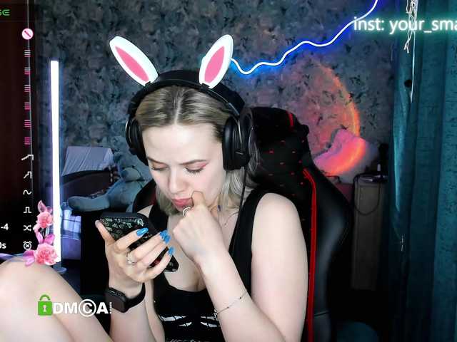 your-small-bunny live cam on BongaCams