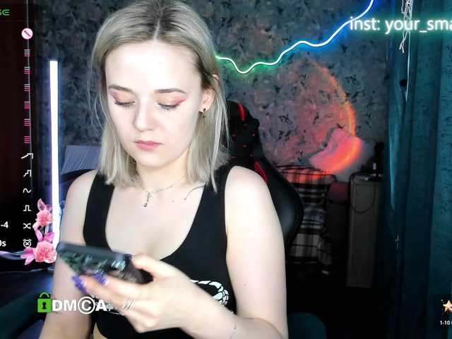 your-small-bunny live cam on BongaCams