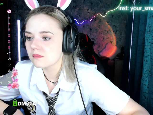 your-small-bunny live cam on BongaCams