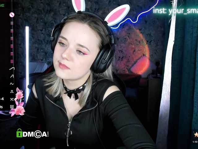 your-small-bunny live cam on BongaCams