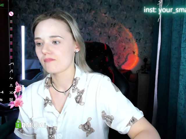 your-small-bunny live cam on BongaCams