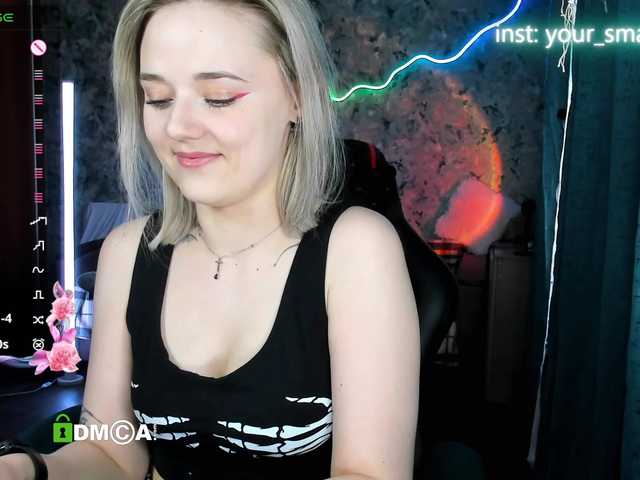 your-small-bunny live cam on BongaCams