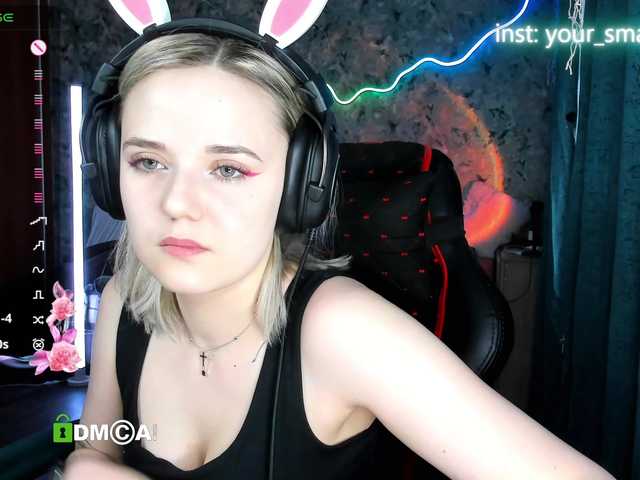 your-small-bunny live cam on BongaCams