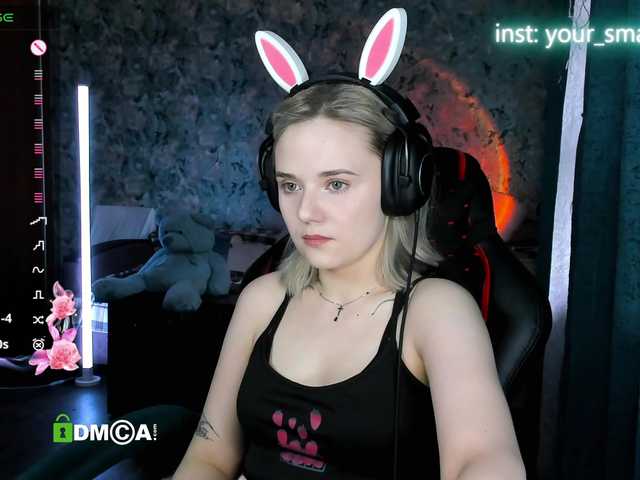 your-small-bunny live cam on BongaCams