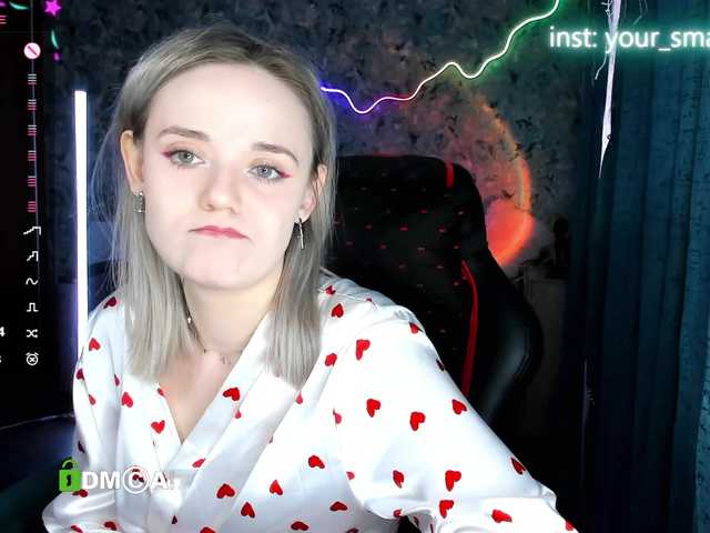 your-small-bunny live cam on BongaCams