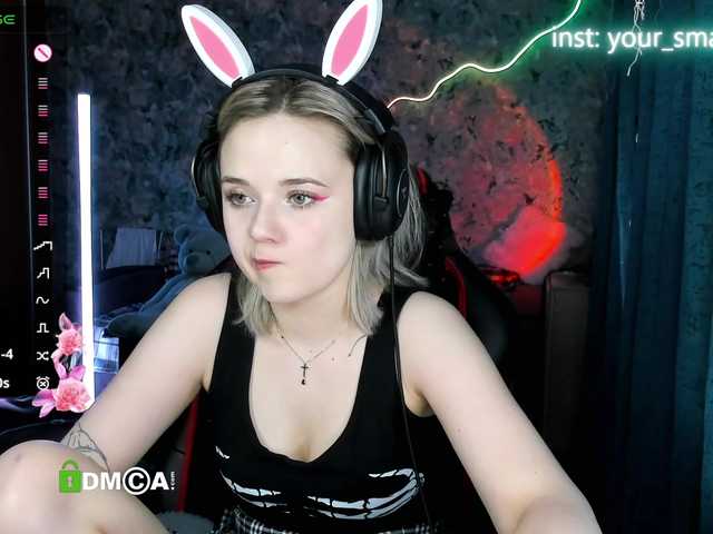 your-small-bunny live cam on BongaCams