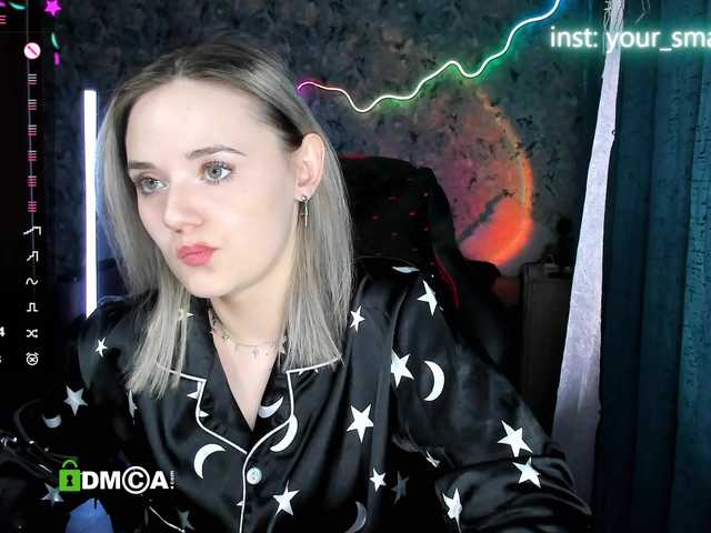 your-small-bunny live cam on BongaCams