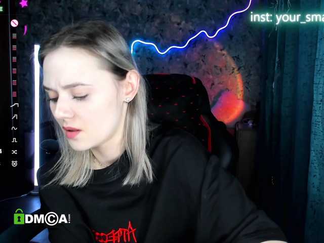 your-small-bunny live cam on BongaCams