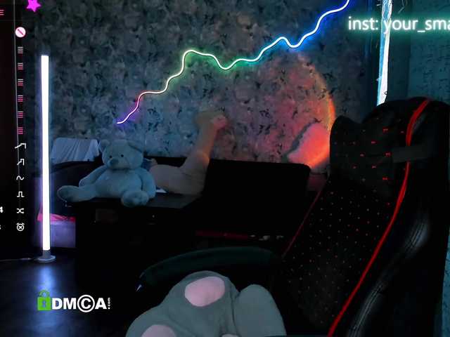 your-small-bunny live cam on BongaCams