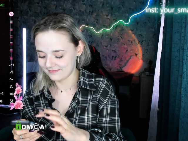 your-small-bunny live cam on BongaCams