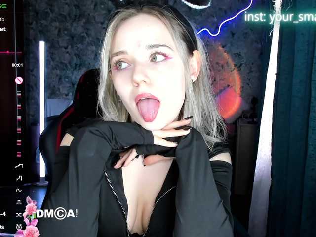 your-small-bunny live cam on BongaCams