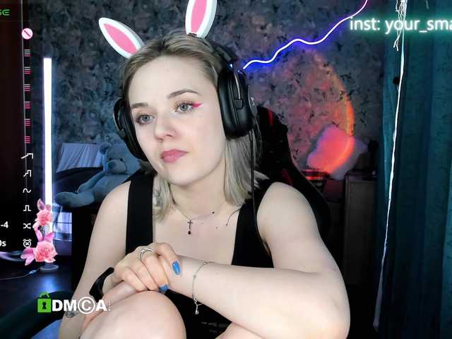 your-small-bunny live cam on BongaCams