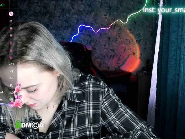 your-small-bunny live cam on BongaCams
