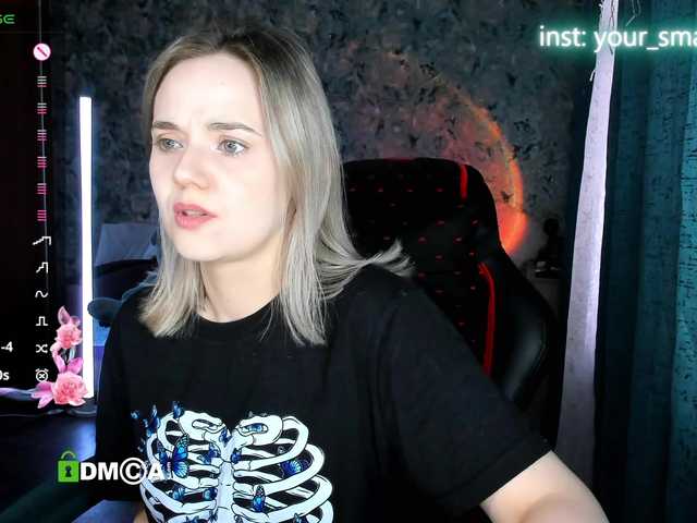 your-small-bunny live cam on BongaCams
