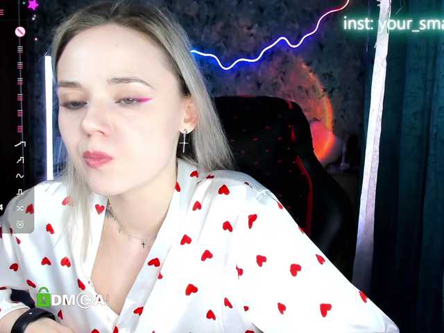 your-small-bunny live cam on BongaCams