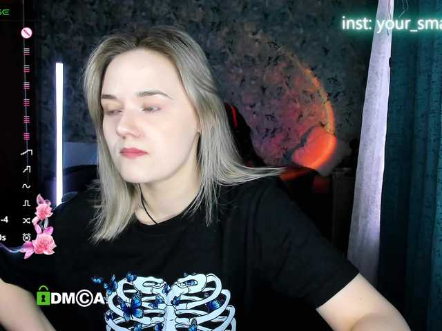 your-small-bunny live cam on BongaCams