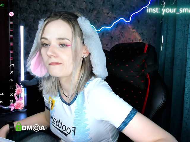 your-small-bunny live cam on BongaCams