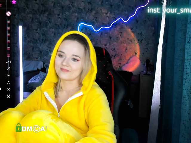 your-small-bunny live cam on BongaCams