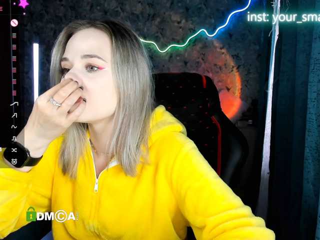 your-small-bunny live cam on BongaCams