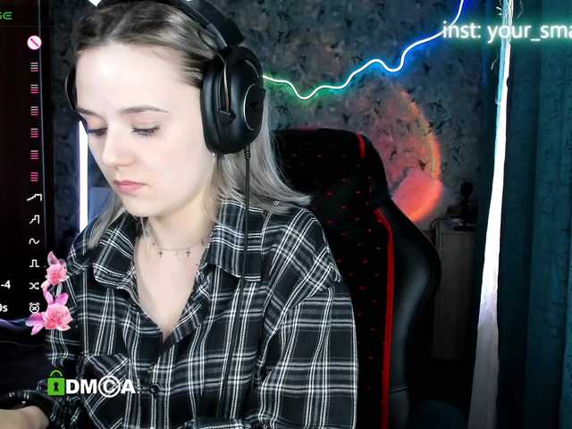 your-small-bunny live cam on BongaCams