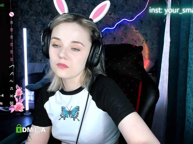 your-small-bunny live cam on BongaCams