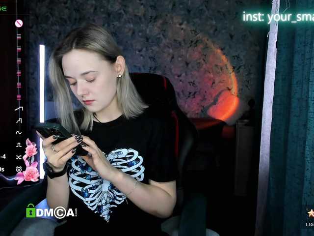 your-small-bunny live cam on BongaCams