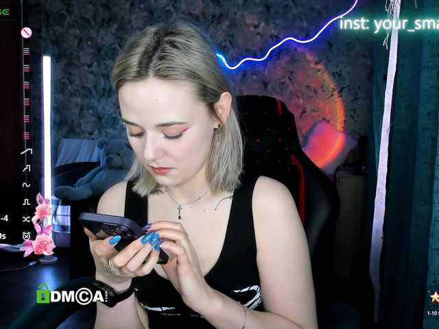 your-small-bunny live cam on BongaCams