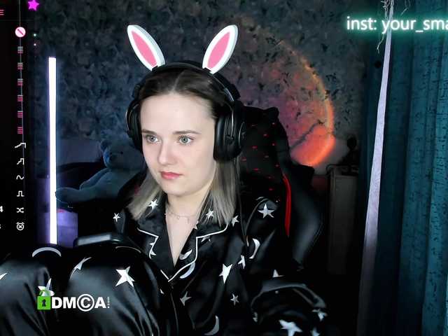 your-small-bunny live cam on BongaCams