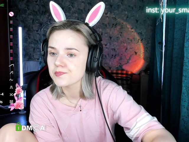 your-small-bunny live cam on BongaCams