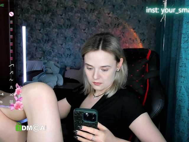 your-small-bunny live cam on BongaCams