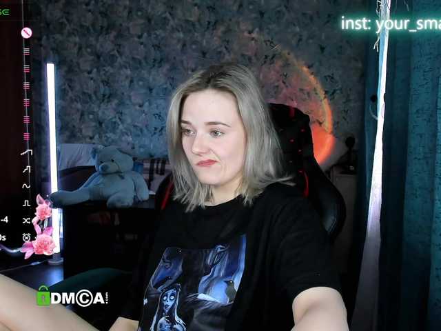your-small-bunny live cam on BongaCams
