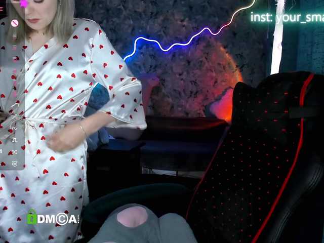 your-small-bunny live cam on BongaCams