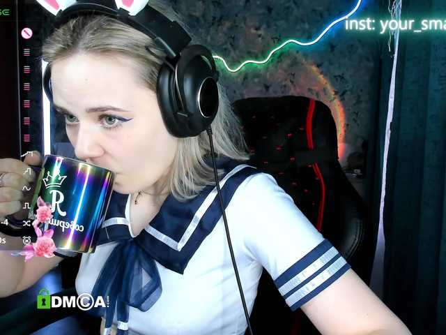 your-small-bunny live cam on BongaCams