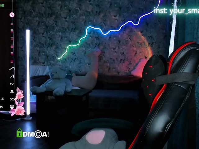 your-small-bunny live cam on BongaCams