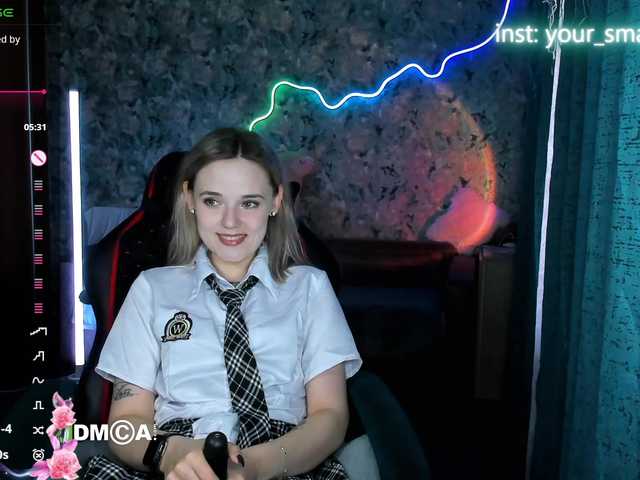 your-small-bunny live cam on BongaCams