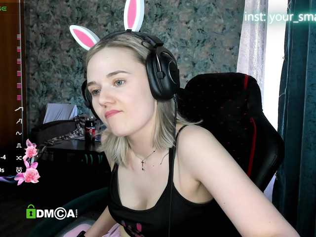 your-small-bunny live cam on BongaCams