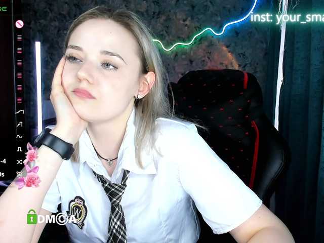 your-small-bunny live cam on BongaCams
