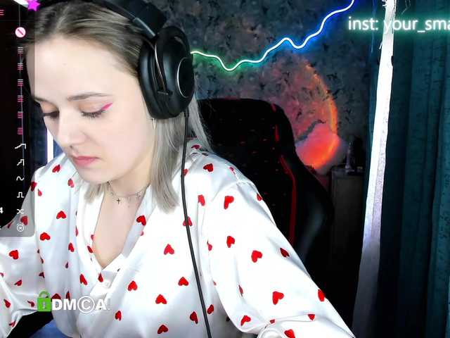 your-small-bunny live cam on BongaCams