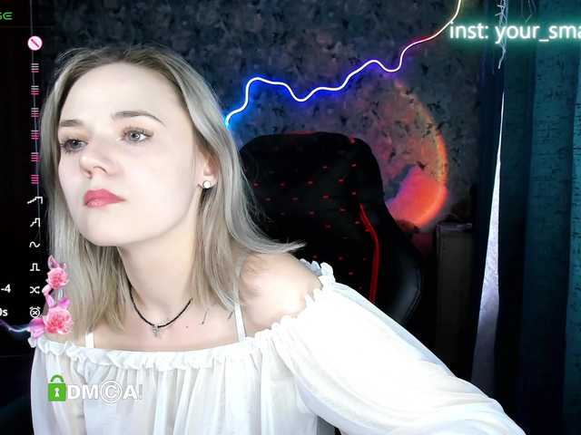 your-small-bunny live cam on BongaCams