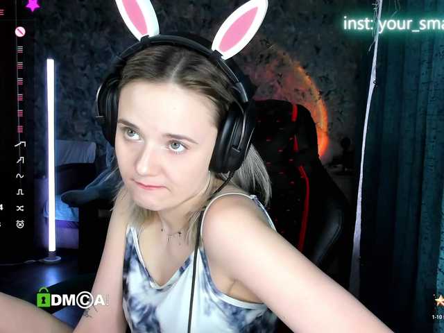 your-small-bunny live cam on BongaCams