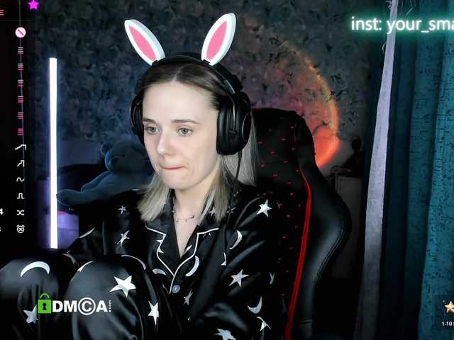 your-small-bunny live cam on BongaCams