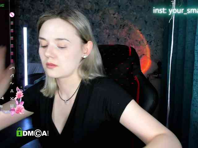 your-small-bunny Live Webcam on BongaCams