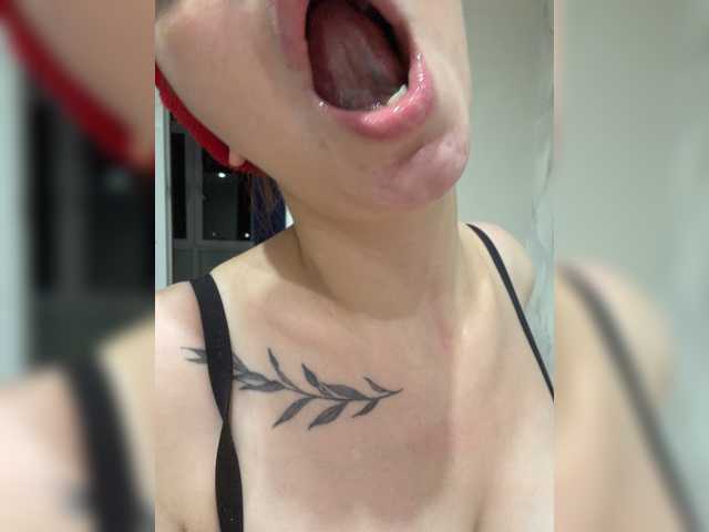 Milaya8 live cam on BongaCams